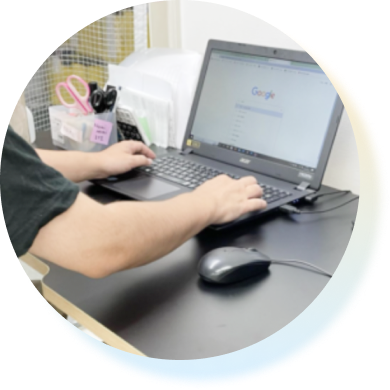 出品作業の写真