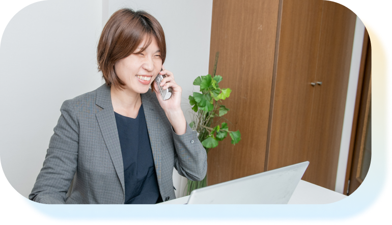 就職後もサポートしてくれる写真