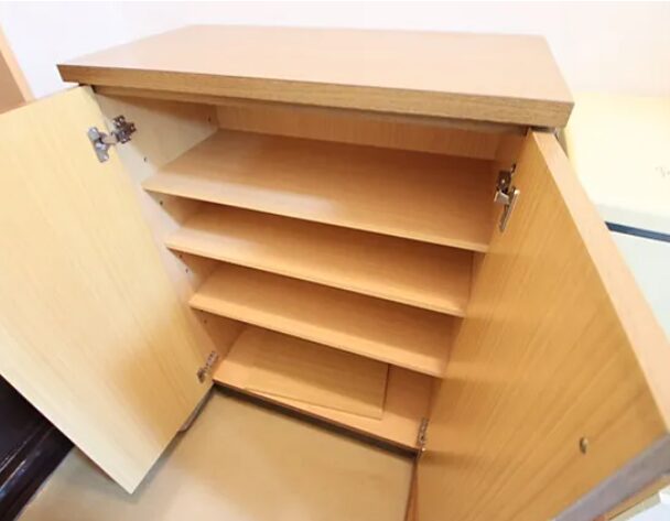 シューズボックス