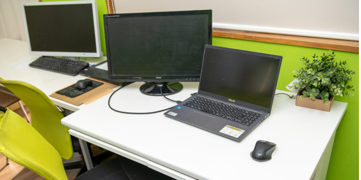 出品作業のイメージ写真