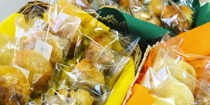 製菓作り・パッキング